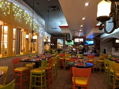 MAYA Cuisine & Bar