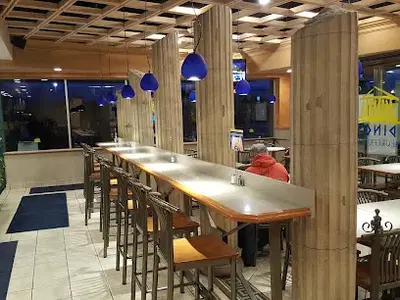 Dino's Gyros