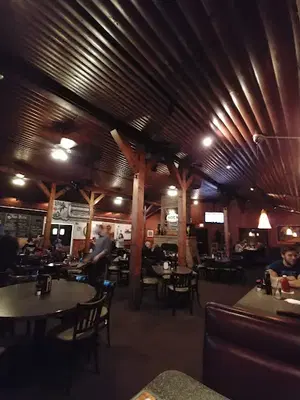 Moe's American Grill