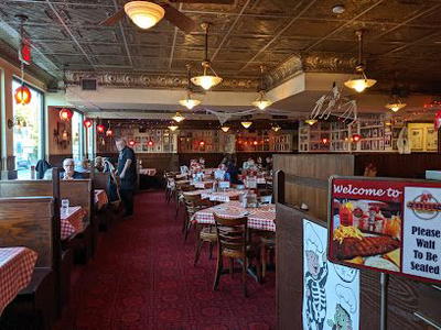 Market Bar-B-Que Restaurant And Food Trucks