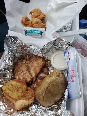 Ali's Steak Fish And Chicken