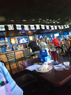 Members Only Players Club Bar & Grill