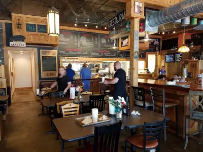 Smokee Mo's Arnold BBQ
