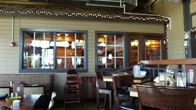 EdgeWild Restaurant & Winery