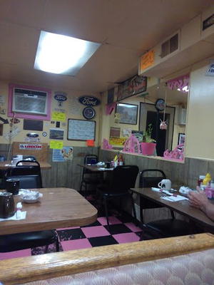 Nelle Belle's Diner