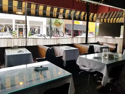 Cravings Restaurant