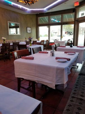 Taft Street Restaurant & Bar