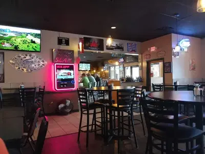 Grand Slam Restaurant & Bar