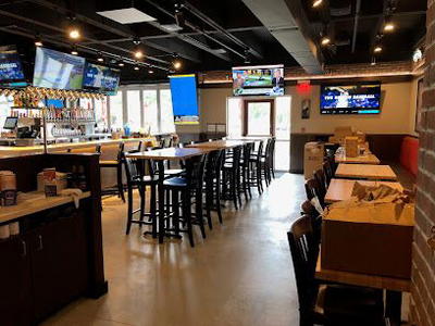 Old Chicago Pizza + Taproom