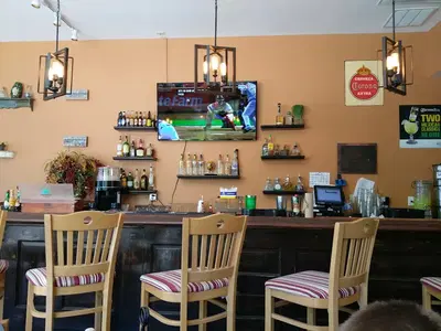 Salty's Fresh Mex