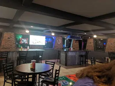 Roadside Bar & Grill