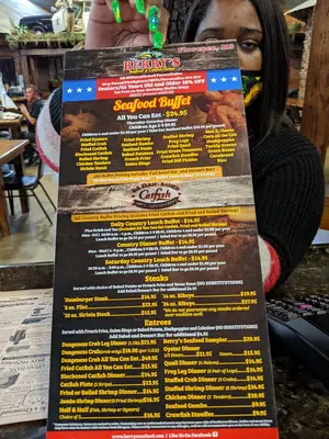 Rudee's Restaurant and Cabana Bar