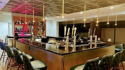LAGZ RESTAURANT & BAR