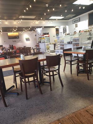 Las Americas Restaurant and Bakery