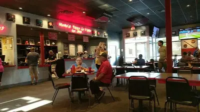 Mama's Pizza