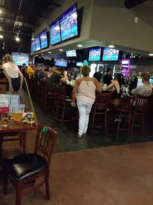 Bogie's Bar & Grill - West