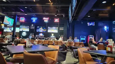 Good Life Gretna Sports Bar & Grill