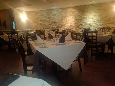 Chateau Madrid Restaurant & Bar