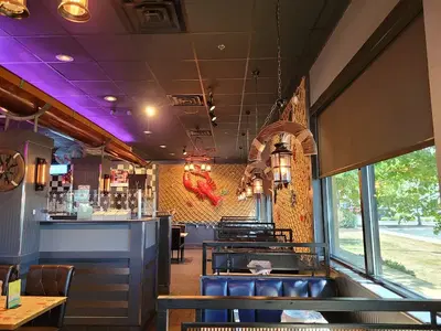 Hook & Reel Cajun Seafood & Bar