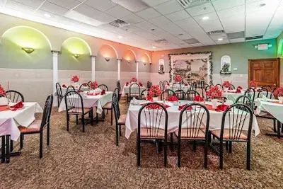 Riuniti Pizzeria & Restaurant