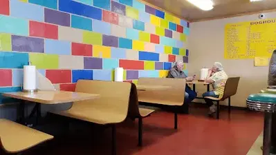 Dog House Drive In
