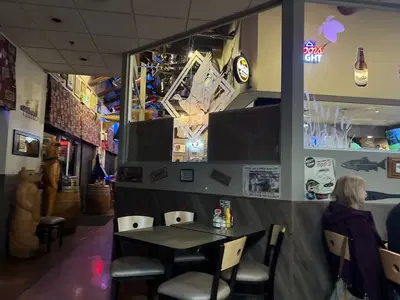 The Lake Bar & Grill