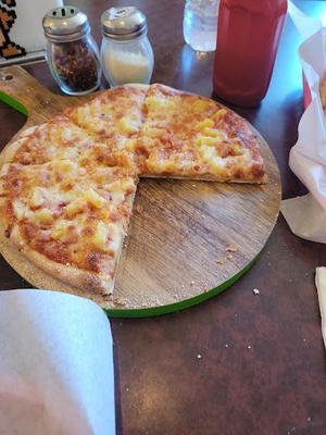 Luciano's Bistro - Pizza Restaurant