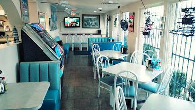 La Playita Restaurant