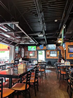 Mooney's Sports Bar & Grill
