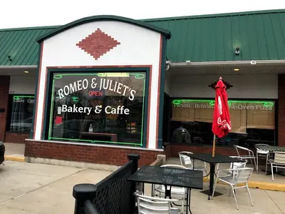 Romeo & Juliet's