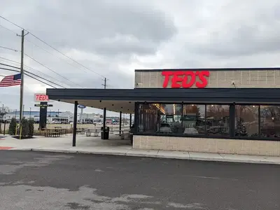 Ted's Hot Dogs