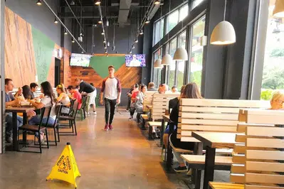 Shake Shack Staten Island Mall (New Springville)