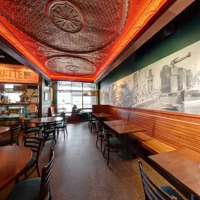 Pizza Plant Italian Pub - Canalside