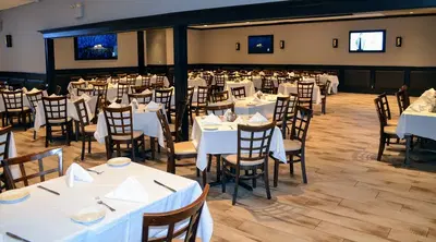 Nucci's