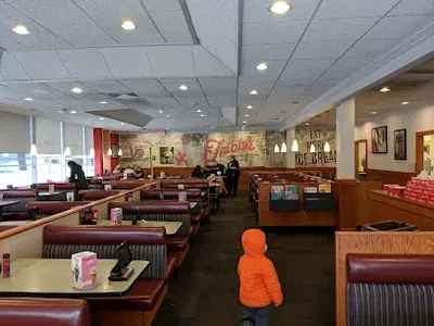 Friendly's