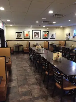 Denino’s Pizzeria & Tavern