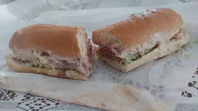 Subs-Ta-Toot