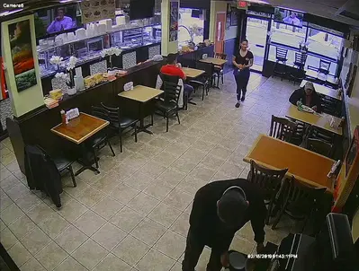La familia Deli & Grill