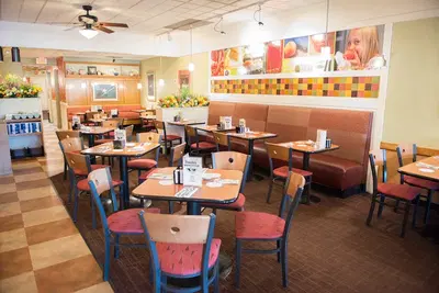 Peaches Café