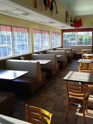 Cam's Pizzeria