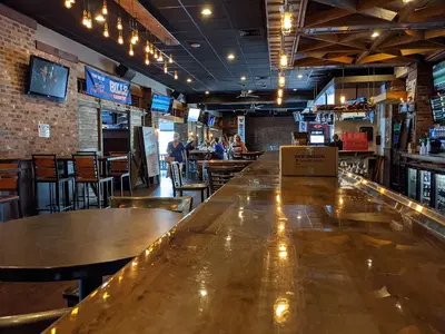 Santora's Pizza Pub & Grill
