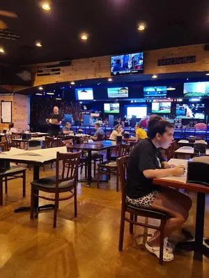 Daddy O's BBQ & Sports Bar