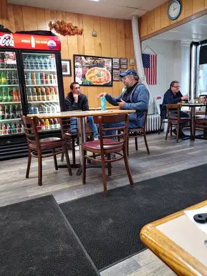 Giuseppe's Pizzeria & Deli