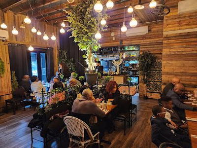 Viaroma Restaurant