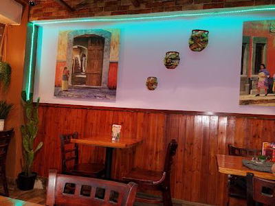 Lolita's Kitchen & Burger House