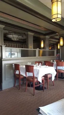 Jonathan's Restaurant | New Hyde Park