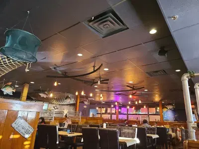 Crafty Crab Seafood & Bar