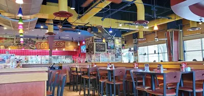 Red Robin Gourmet Burgers and Brews