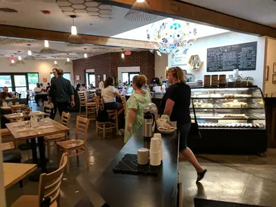 Sleepy Bee Cafe - Blue Ash