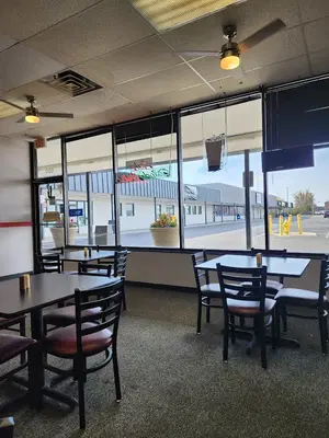 Super Subby's